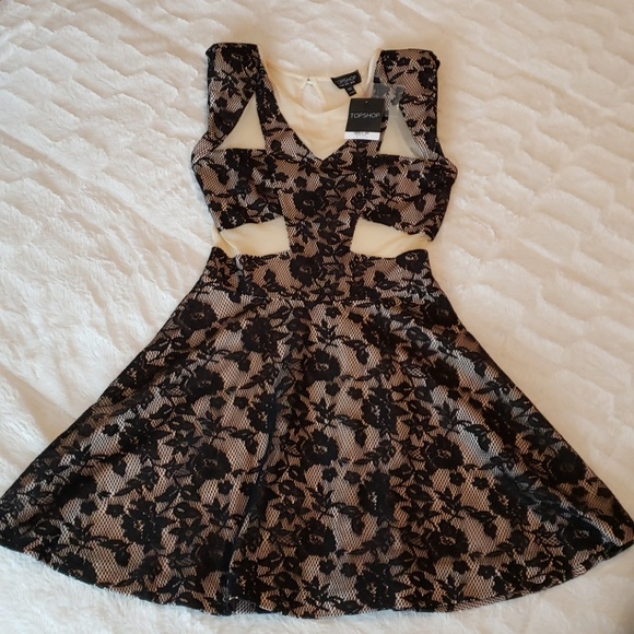 Topshop Dresses & Skirts - Topshop Black & Nude Floral Lace Mesh Cutout Dress
